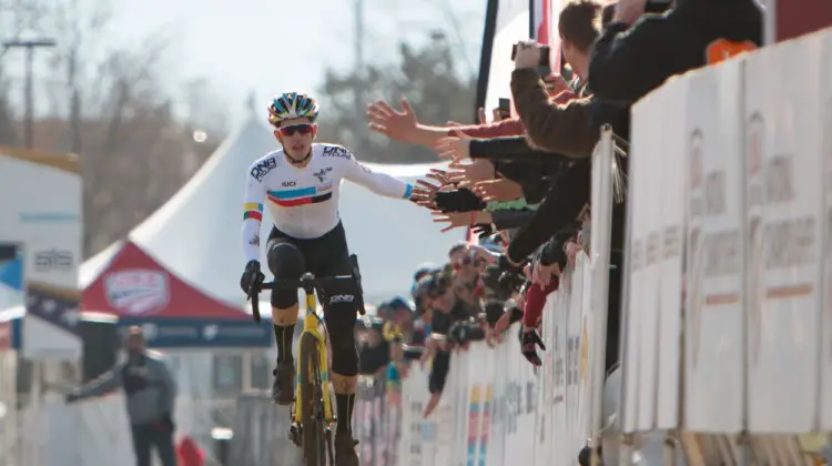 Even years means high fives for Gomez Villafane. Junior Men 17-18. 2018 Cyclocross National Championships. © A. Yee / Cyclocross Magazine