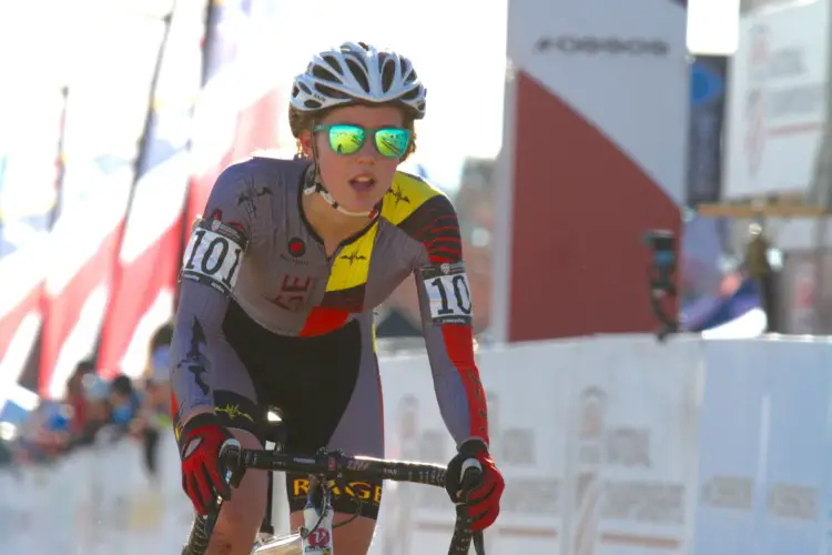 Keira Bond focuses ahead. Junior Women 13-14. 2018 Cyclocross National Championships. © D. Mable/ Cyclocross Magazine 