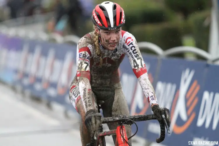 Annemarie Worst got a healthy amount of mud for her efforts. 2018 GP Sven Nys Baal. © B. Hazen / Cyclocross Magazine