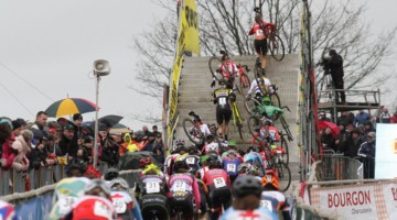 The women riders head up the flyover early on in the race. 2018 GP Sven Nys Baal. © B. Hazen / Cyclocross Magazine