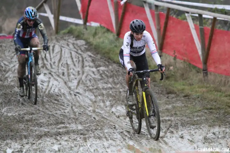Katie Compton had to chase down rider after rider after her tough start. 2018 GP Sven Nys Baal. © B. Hazen / Cyclocross Magazine