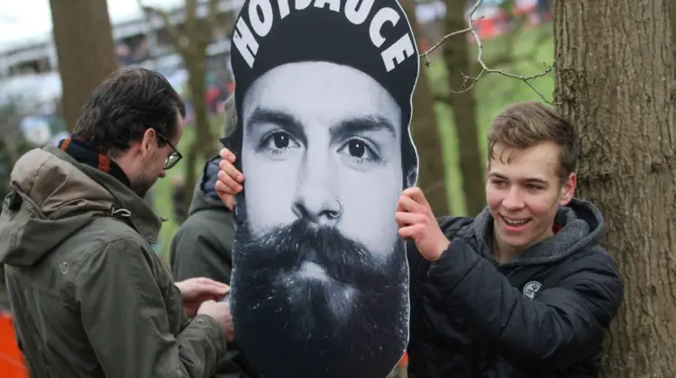 Hot Sauce Cycling Mark McConnell had some fans in Hoogerheide. 2018 Hoogerheide World Cup. © B. Hazen / Cyclocross Magazine