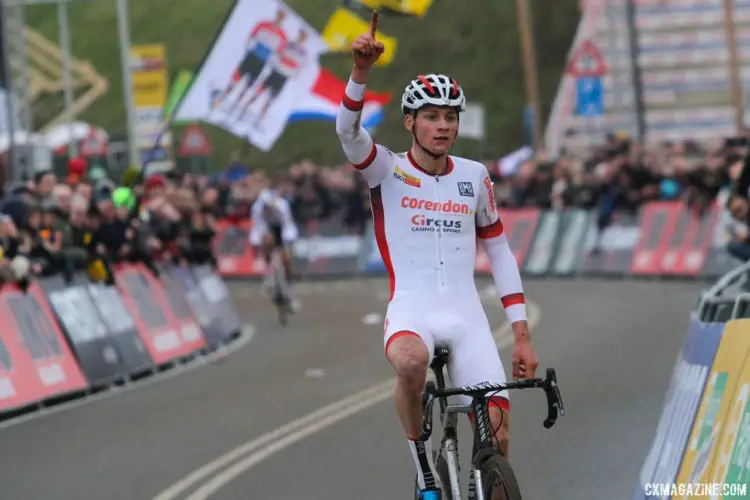 Mathieu van der Poel celebrates his 26th win of the season. 2018 Hoogerheide World Cup. © B. Hazen / Cyclocross Magazine