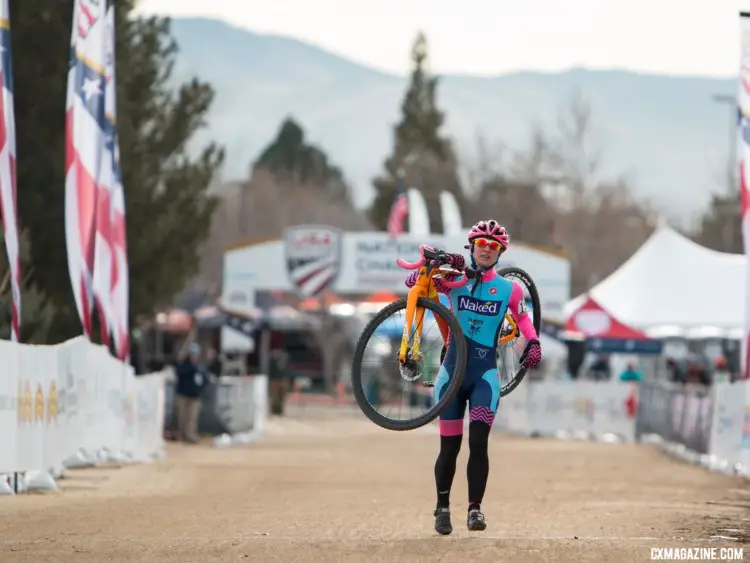 The 35-39 women were willing to finish the race, no matter what it took. Masters Women 35-39. 2018 Cyclocross National Championships. © A. Yee / Cyclocross Magazine