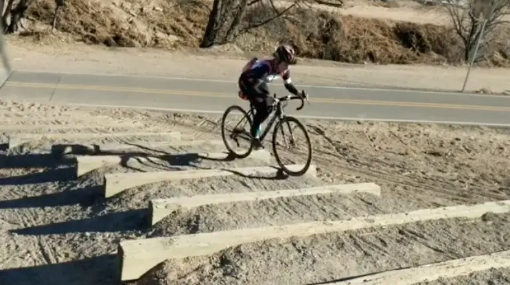 Ellen Noble Instagram stair-hopping