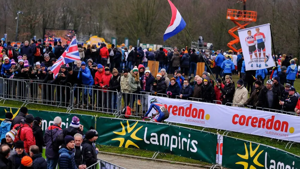 Evie Richards pushing her way to gold. U23 Women. 2018 UCI Cyclocross World Championships, Valkenburg-Limburg, The Netherlands. © Gavin Gould / Cyclocross Magazine