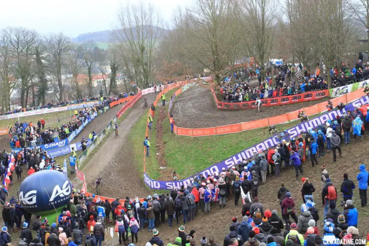 The course at Valkenburg featured a number of challenging muddy off-cambers. Elite Women. 2018 UCI Cyclocross World Championships, Valkenburg-Limburg, The Netherlands. © Bart Hazen / Cyclocross Magazine