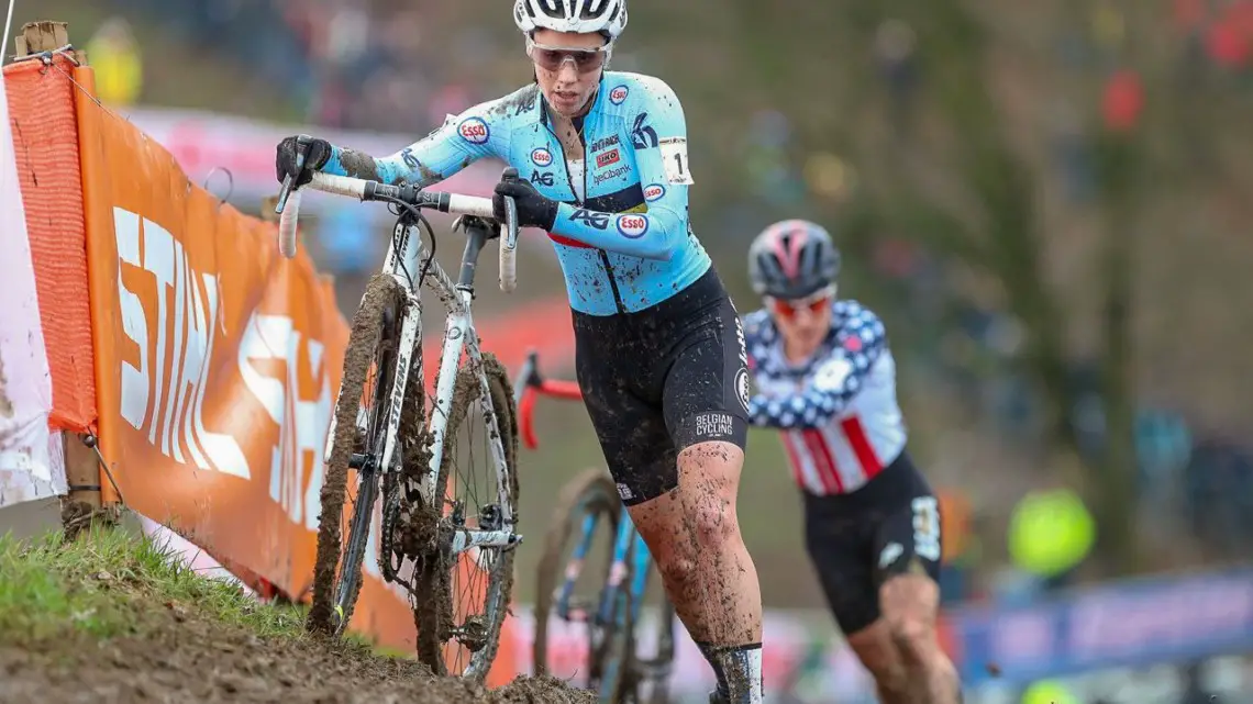 Sanne Cant and Katie Compton had a memorable battle for the win at Valkenburg. Elite Women. 2018 UCI Cyclocross World Championships, Valkenburg-Limburg, The Netherlands. © Bart Hazen / Cyclocross Magazine