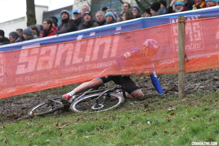 Eva Lechner was leading before she slid out on one of the off-cambers. Elite Women. 2018 UCI Cyclocross World Championships, Valkenburg-Limburg, The Netherlands. © Bart Hazen / Cyclocross Magazine