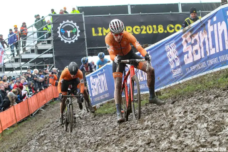 The Dutch riders finished strong, with Ryan Kamp reaching the podium. Junior Men. 2018 UCI Cyclocross World Championships, Valkenburg-Limburg, The Netherlands. © Bart Hazen / Cyclocross Magazine