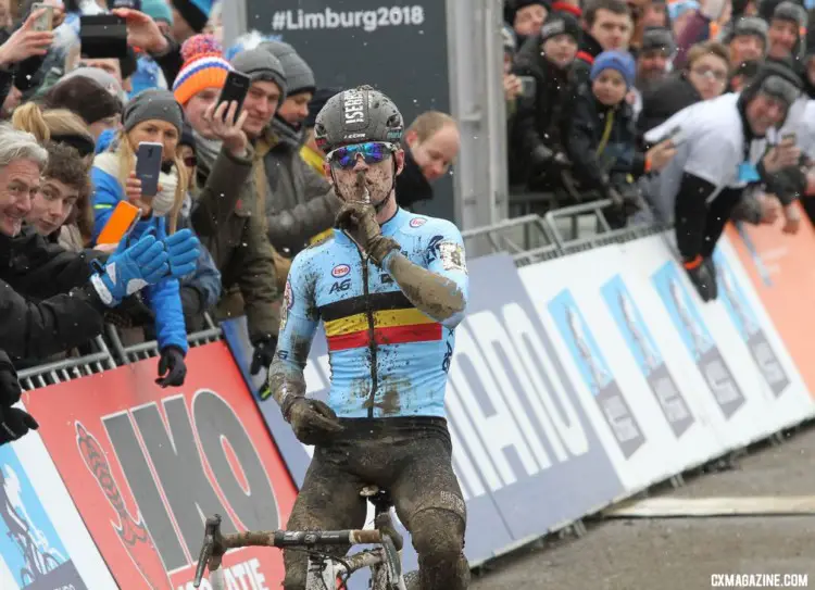 Eli Iserbyt has a message for his Dutch hosts after his win. U23 Men. 2018 UCI Cyclocross World Championships, Valkenburg-Limburg, The Netherlands. © Bart Hazen / Cyclocross Magazine