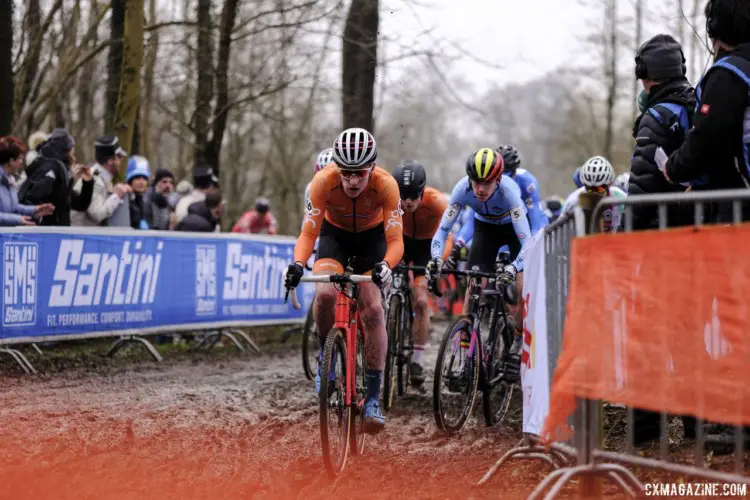 Ryan Kamp leads a group of riders in the Junior Men's race. He went on to finish third. 2018 Cyclocross World Championships, Valkenburg-Limburg. © Gavin Gould / Cyclocross Magazine