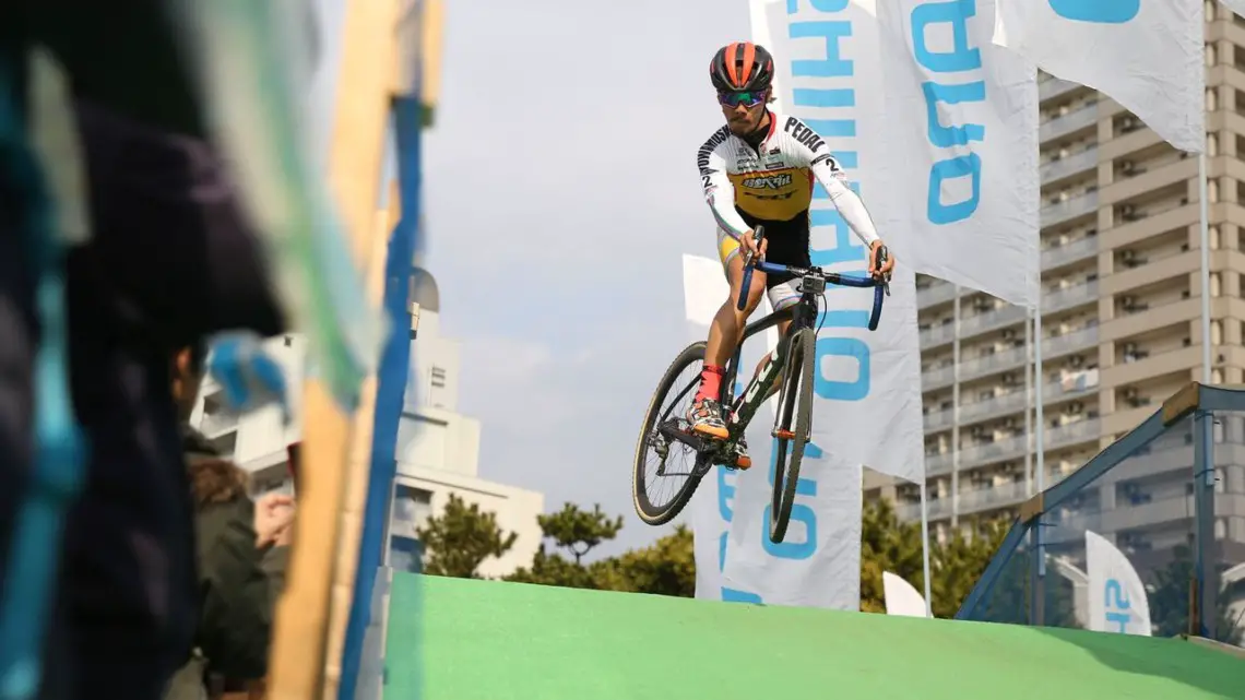 Mathieu van der Poel's inspiration reaches far and wide. 2018 Cyclocross Tokyo. © Yuichiro Hosoda / Cyclocross Magazine