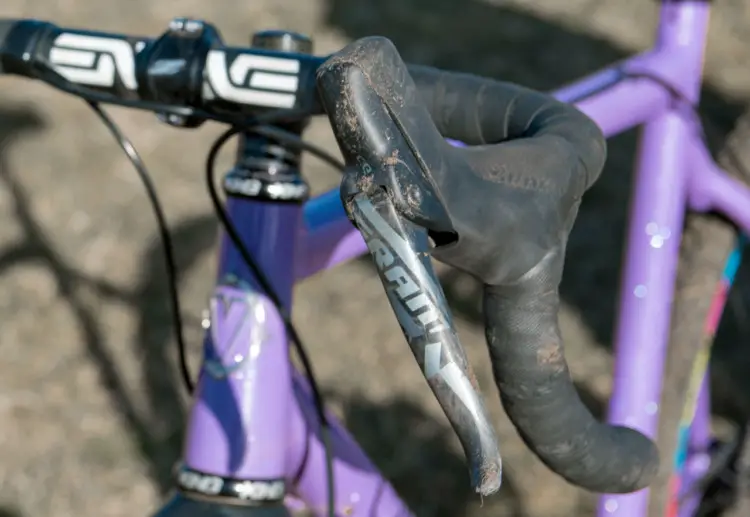 Crockell used a Force 1 groupset and ENVE handlebars to steer and stop her bike. Hope Crockell's Junior 13-14 Ventana El Martillo CX, 2018 Cyclocross National Championships. © C. Lee / Cyclocross Magazine