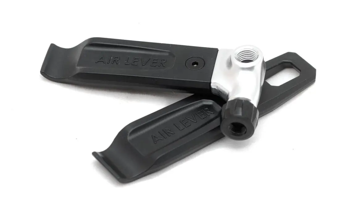 The Air Lever system comes with a CO2 inflator with a regulation nozzle built into one of the levers. Bar Fly Air Lever with built-in CO2 inflator. © Cyclocross Magazine