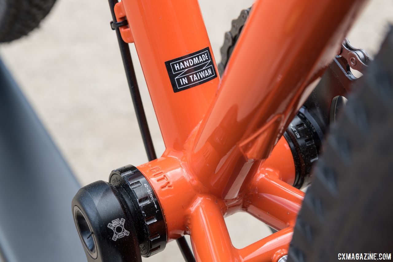 chromoly gravel bike