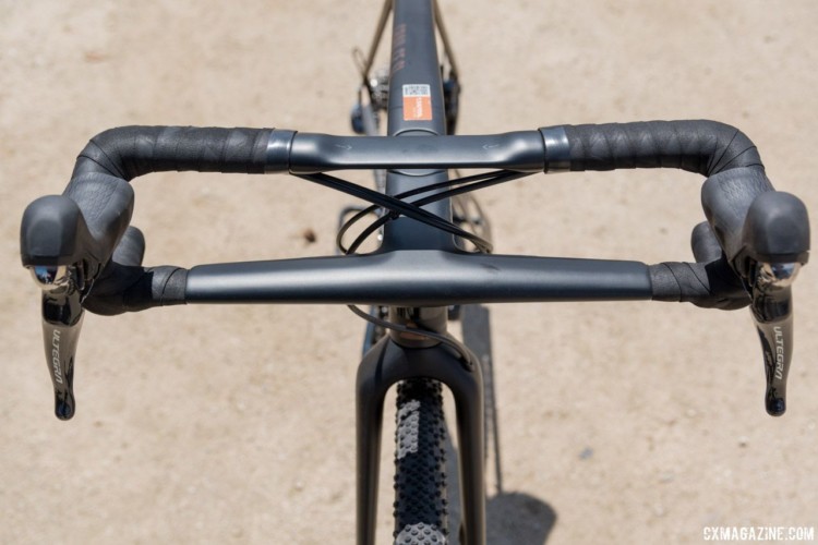 The Canyon CP01 bar/stem reminds the author of the Scott Drop In bar from the early 1990's. Canyon Grail CF Gravel Bike. 2018 Sea Otter Classic. © C. Lee / Cyclocross Magazine