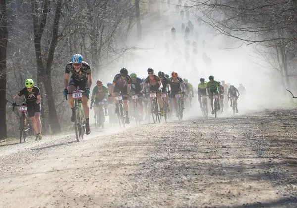 Barry-Roubaix gravel race. photo: Rob Meendering