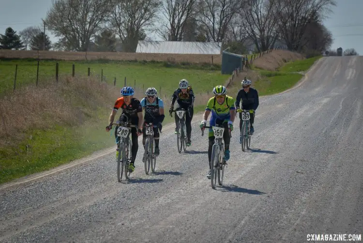Riders formed groups when they could to help faciliate the passing of miles. 2018 Trans Iowa Gravel Race. © Jon Duke / Cyclocross Magazine