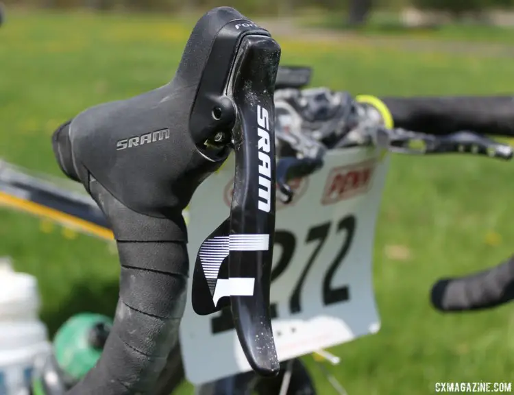 Winfield's primary shift/brake levers were SRAM Force DoubleTap. Dee Dee Winfield's 2018 Almanzo-100-Winning Blue Norcross SL. © Cyclocross Magazine