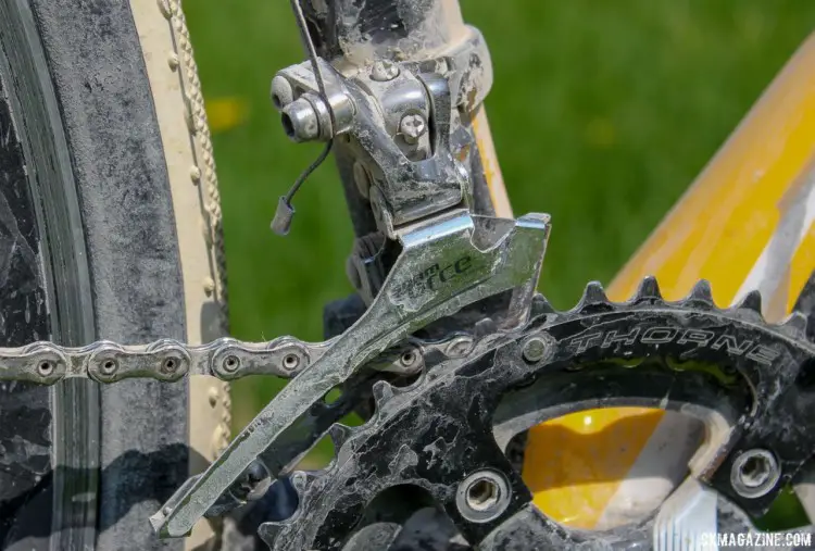 Winfield ran a mechanical SRAM Force front derailleur with a 44/36t Force crankset. Dee Dee Winfield's 2018 Almanzo-100-Winning Blue Norcross SL. © Cyclocross Magazine