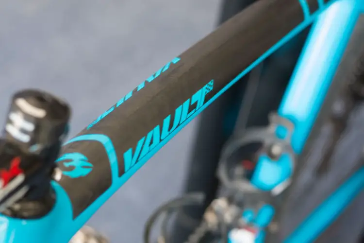 As a Donnelly sponsored rider, Haidet races a Pivot Vault following the separation of Raleigh from then Clement as title sponsor. Lance Haidet's FSA WE-equpped Pivot Vault, fresh off his Super G gravel race win. 2018 Sea Otter Classic. © Cyclocross Magazine