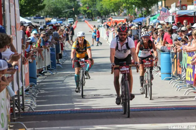 The finish is a chance for riders in all racers to celebrate their accomplishment. 2018 Dirty Kanza 200. © Z. Schuster / Cyclocross Magazine