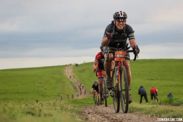 Riders were full of spirit early on at mile 20. 2018 Dirty Kanza 200. © Z. Schuster / Cyclocross Magazine