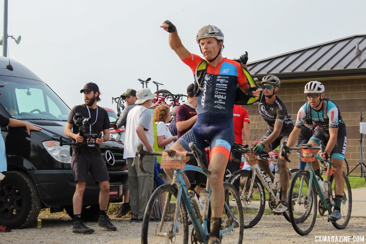 The madness of the DK200 checkpoints will be squeezed into two stops this year. 2018 Dirty Kanza 200. © Z. Schuster / Cyclocross Magazine