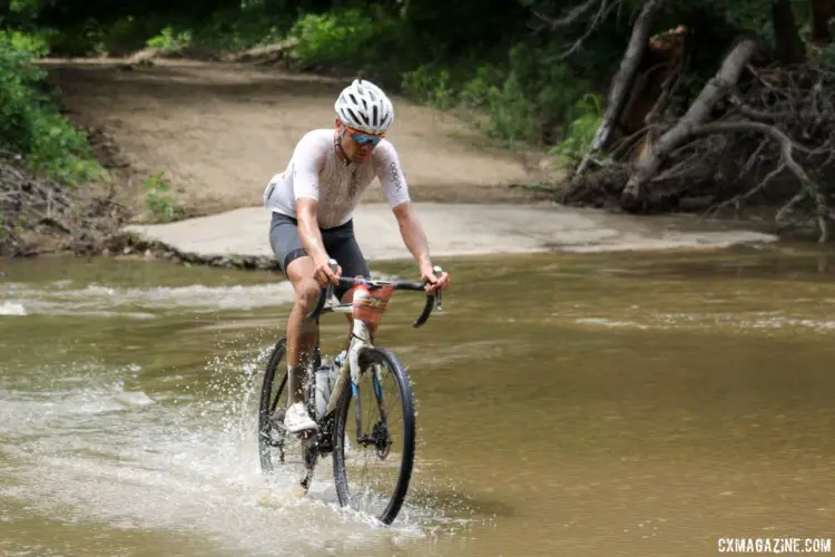 Josh Berry used his 'cross skills to ride the crossing. 2018 Dirty Kanza 200. © Z. Schuster / Cyclocross Magazine