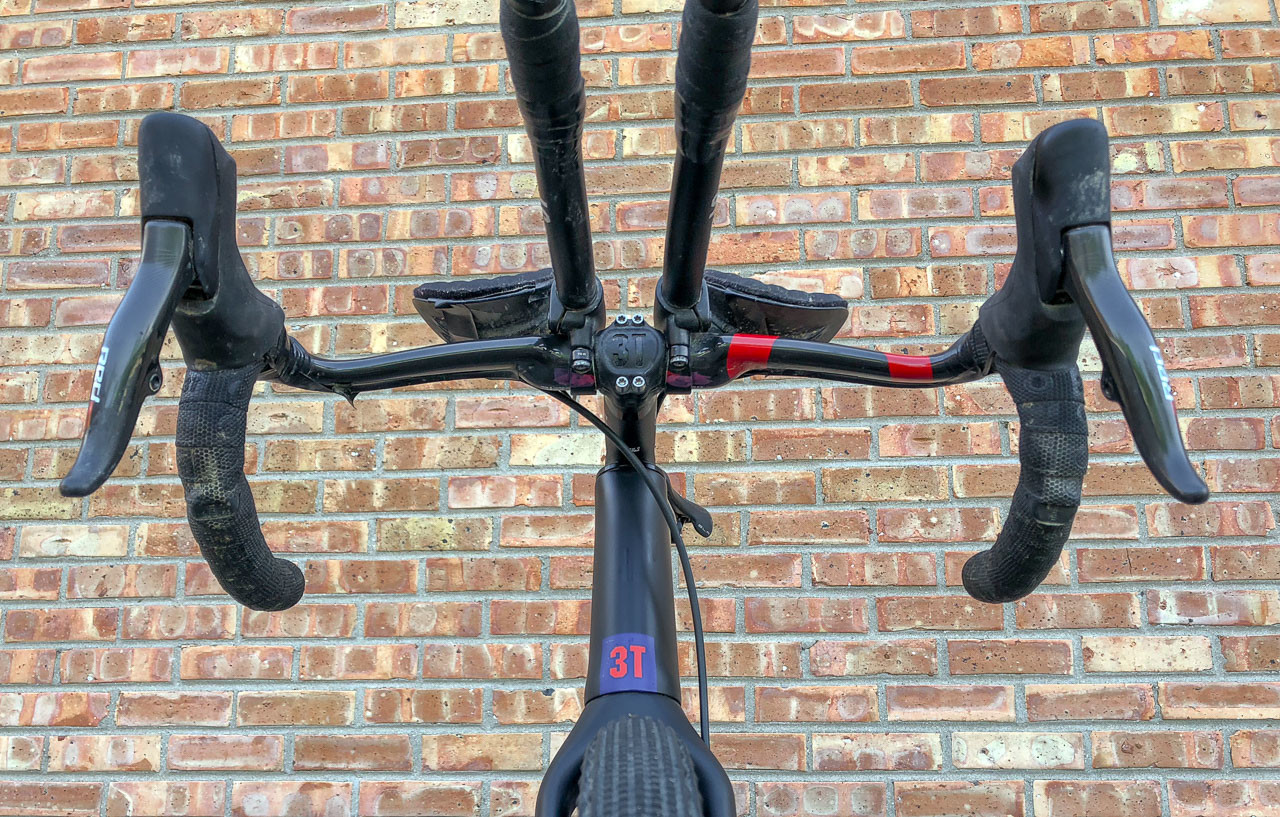Kae Takeshita ran aero bars on her 3T Exploro Flatmount at the Dirty Kanza 200.