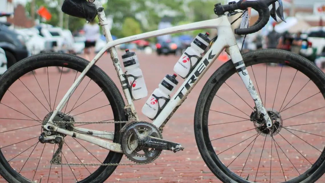 Sven Nys' 2018 Dirty Kanza 200 Trek Checkpoint. © Z. Schuster / Cyclocross Magazine