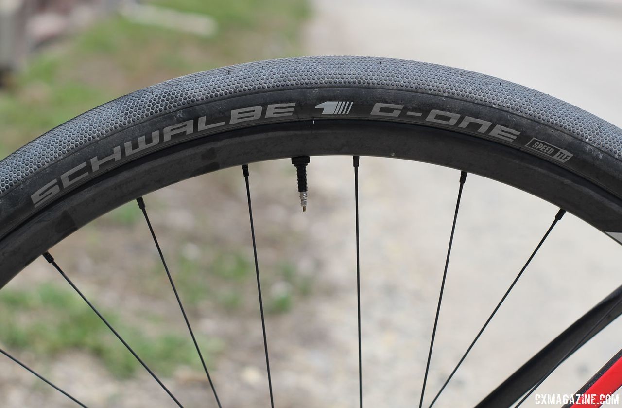 Richey ran Schwalbe G-One Speed tubeless tires with, not surprisingly, Easton wheels. Craig Richey's 2018 Dirty Kanza 200 Devinci Hatchet. © Z. Schuster / Cyclocross Magazine