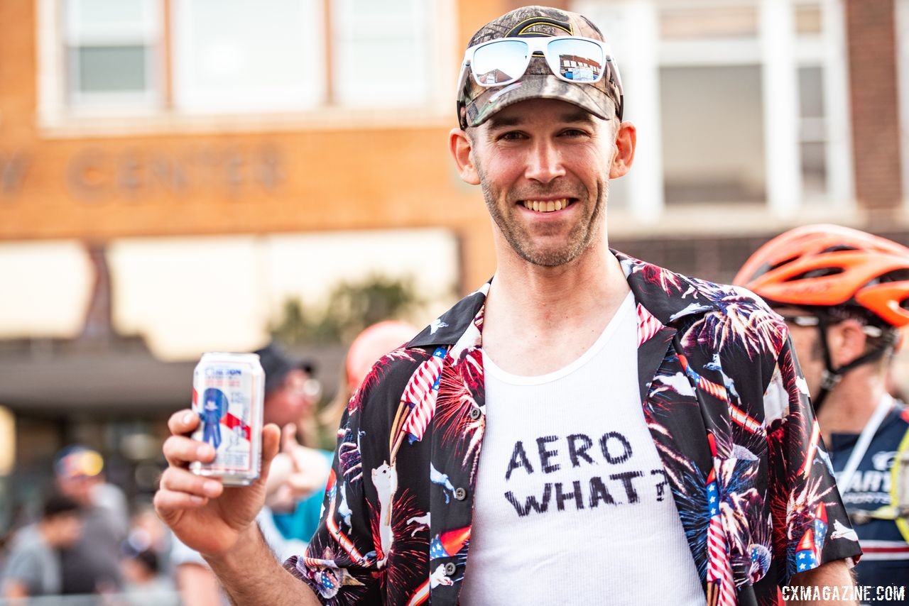 This person had thoughts about the aero bar debate. 2018 Dirty Kanza 200. © Ian Matteson/ ENVE Composites