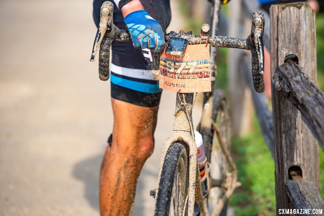 Although the early morning rain dried up, there was still plenty of grit out on the course. 2018 Dirty Kanza 200. © Ian Matteson/ ENVE Composites