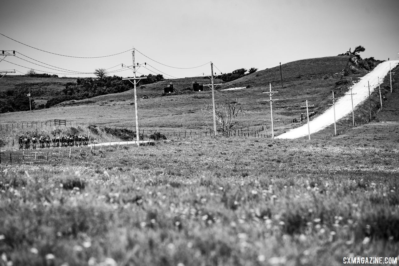 Riders try to stay in groups to help share the workload. It does not always work out as the race progresses. 2018 Dirty Kanza 200. © Ian Matteson/ ENVE Composites