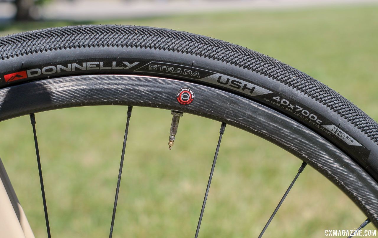 Driscoll ran Strada USH 700c x 40mm gravel tires. Jamey Driscoll's 2018 Dirty Kanza 200 Donnelly G//C Gravel Bike. © Z. Schuster / Cyclocross Magazine