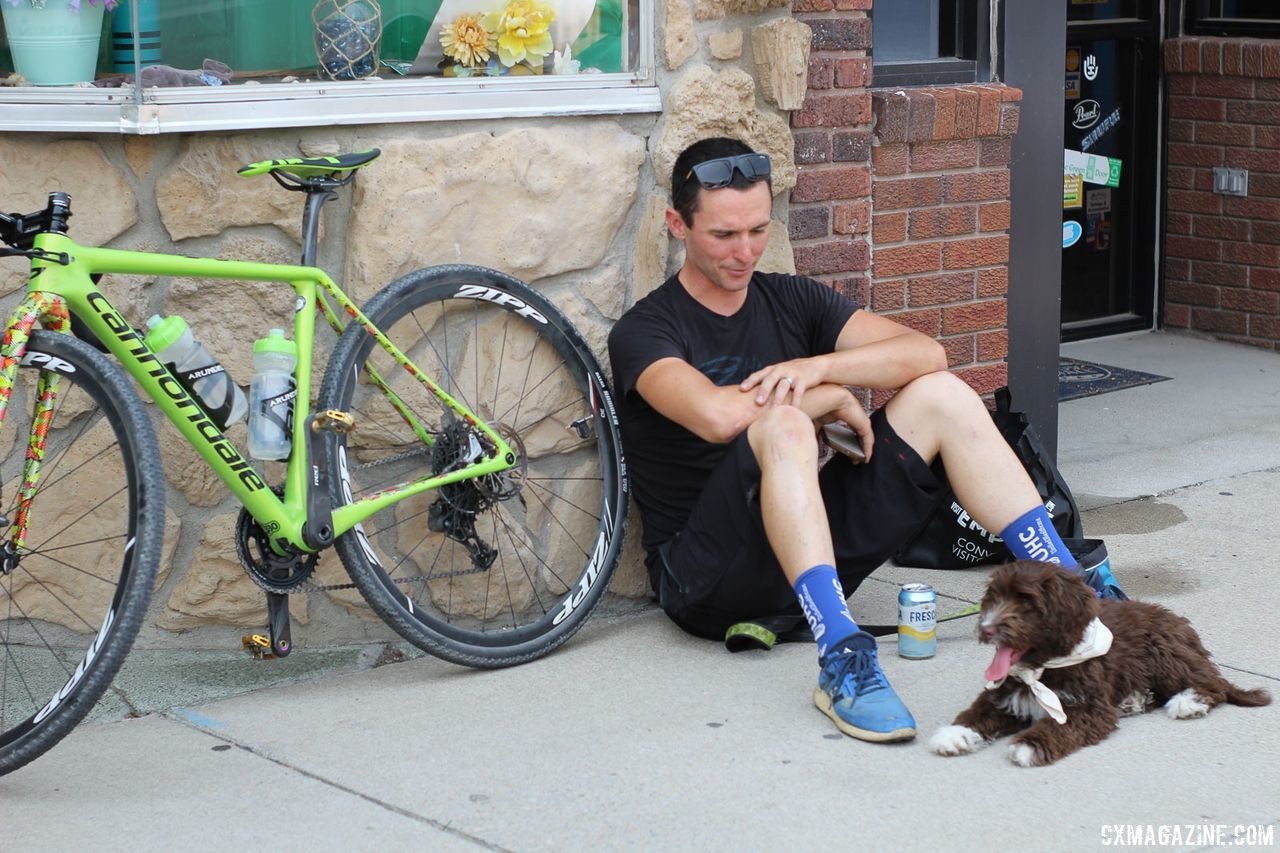 Luke and Lucy are along for the journey as well. Kaitie Keough's 2018 Dirty Kanza 200 Cannondale SuperX. © Z. Schuster / Cyclocross Magazine