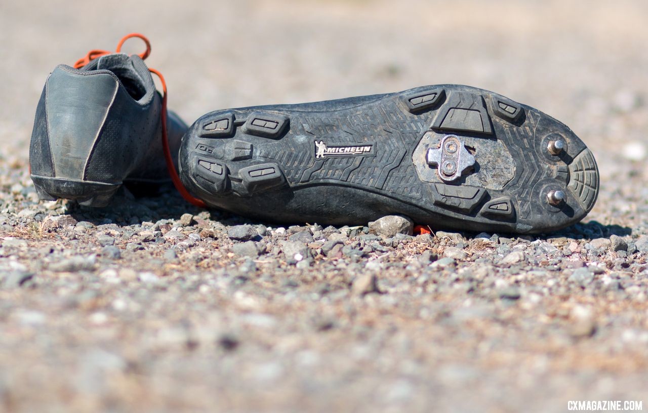 The Michelin rubber sole has a bottom similar to a mountain bike shoe. Shimano XC5 Gravel Shoes. © Cyclocross Magazine