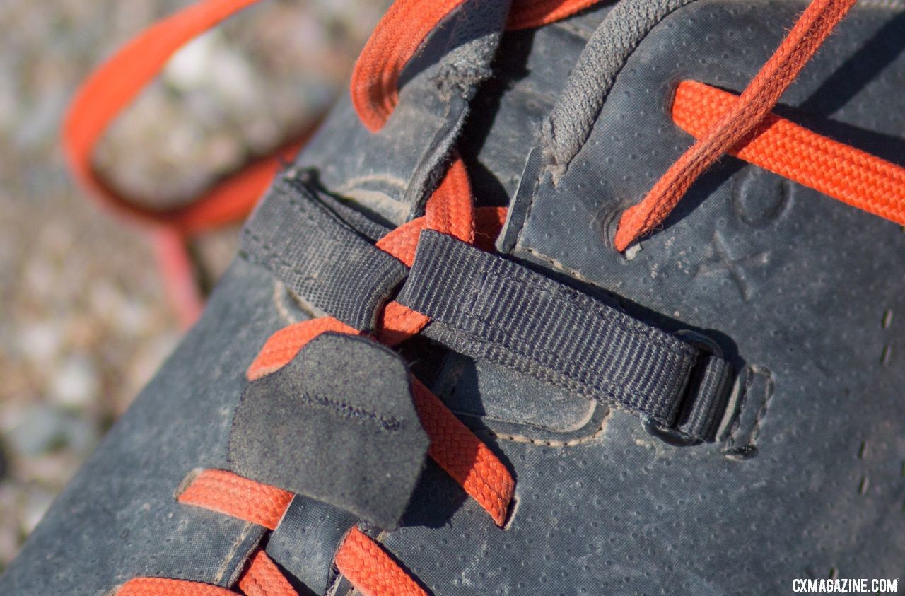 The XC5 has Shimano's Mini Power Strap for keeping the laces tied tightly. Shimano XC5 Gravel Shoes. © Cyclocross Magazine