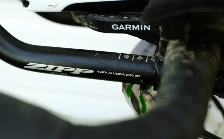 King attached 110mm Zipp Vuka extensions to his aero bars. Ted King's 2018 Dirty Kanza 200 Cannondale SuperX. © Z. Schuster / Cyclocross Magazine