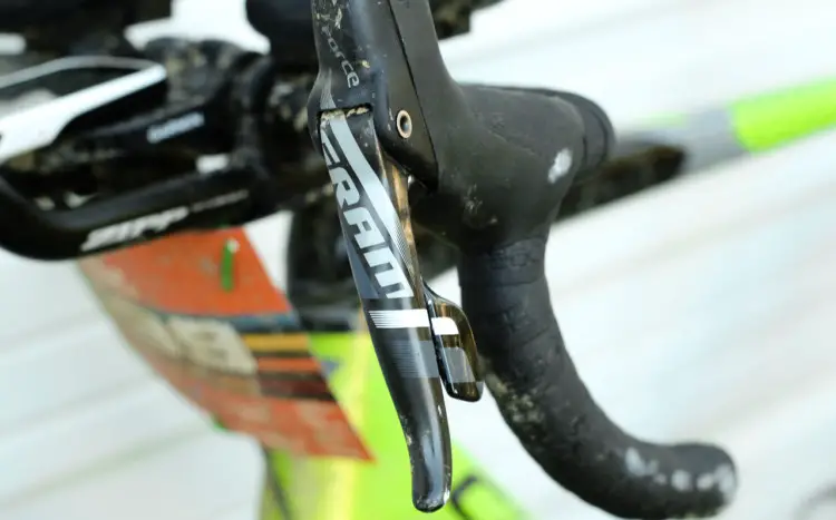 King used SRAM Force 1 shift/brake levers for his gravel grind. Ted King's 2018 Dirty Kanza 200 Cannondale SuperX. © Z. Schuster / Cyclocross Magazine