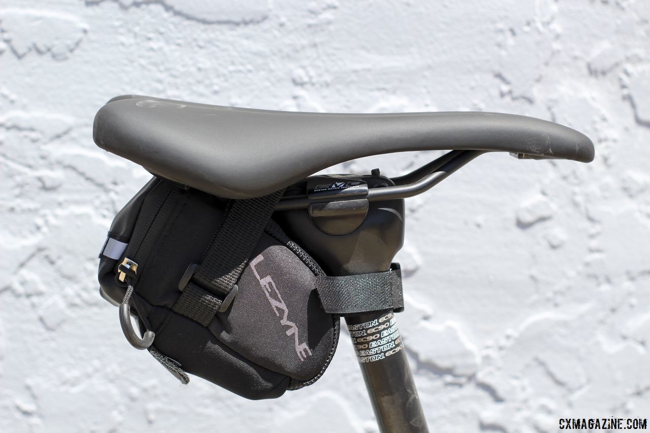 Nauman ran a prototype SDG saddle attached to an Easton EC90SL seat post. She attached a Lezyne saddle bag to help carry spare tools. Amanda Nauman's 2018 DK200 Niner RLT 9 RDO. © Z. Schuster / Cyclocross Magazine