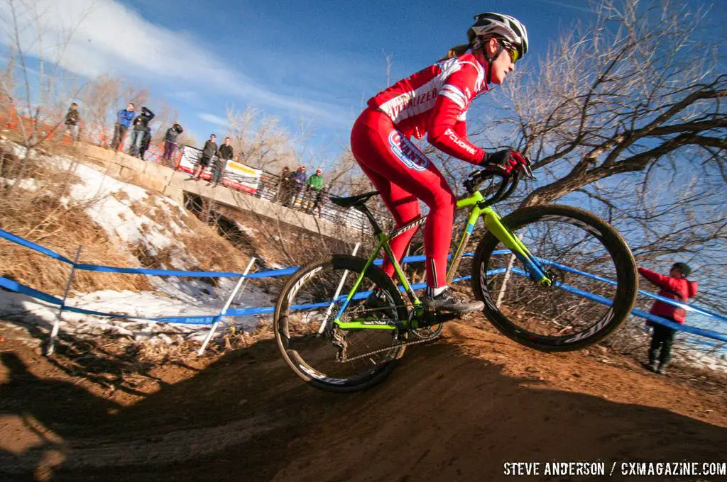 Elle Anderson wore the red and white of Cal Giant Berry - Specialized in 2013. Elite pre-ride at Nationals. © Steve Anderson