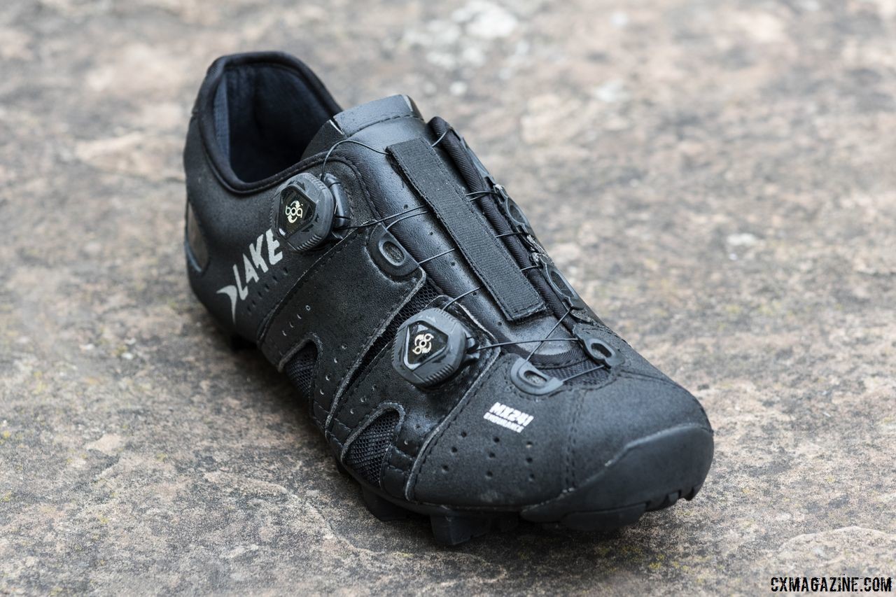 The MX 241 Endurance shoe is made with kangaroo leather and has Helcor abrasion-resistant leather at the toe and heel. Lake Cycling MX 241 Endurance Cycling Shoes. © C. Lee / Cyclocross Magazine