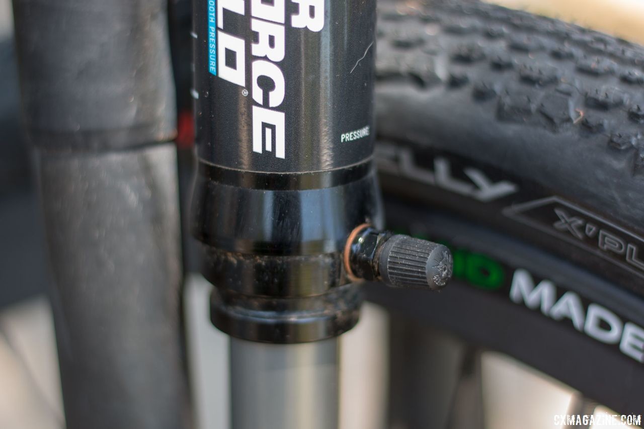 The Kilo #1 fork relies on an air spring, accessed by this schraeder valve. Alan Xtreme Gravel Scandium with Kilo fork and Alchemist wheels. © Cyclocross Magazine