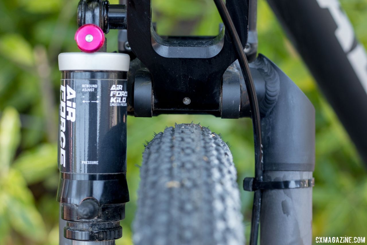 The Alan Xtreme Gravel Scandium was suspended by the German A Kilo #1 fork. It was easily adjustable, light, but could have used more tire clearance in case you wanted to run 700x40 rubber. © Cyclocross Magazine