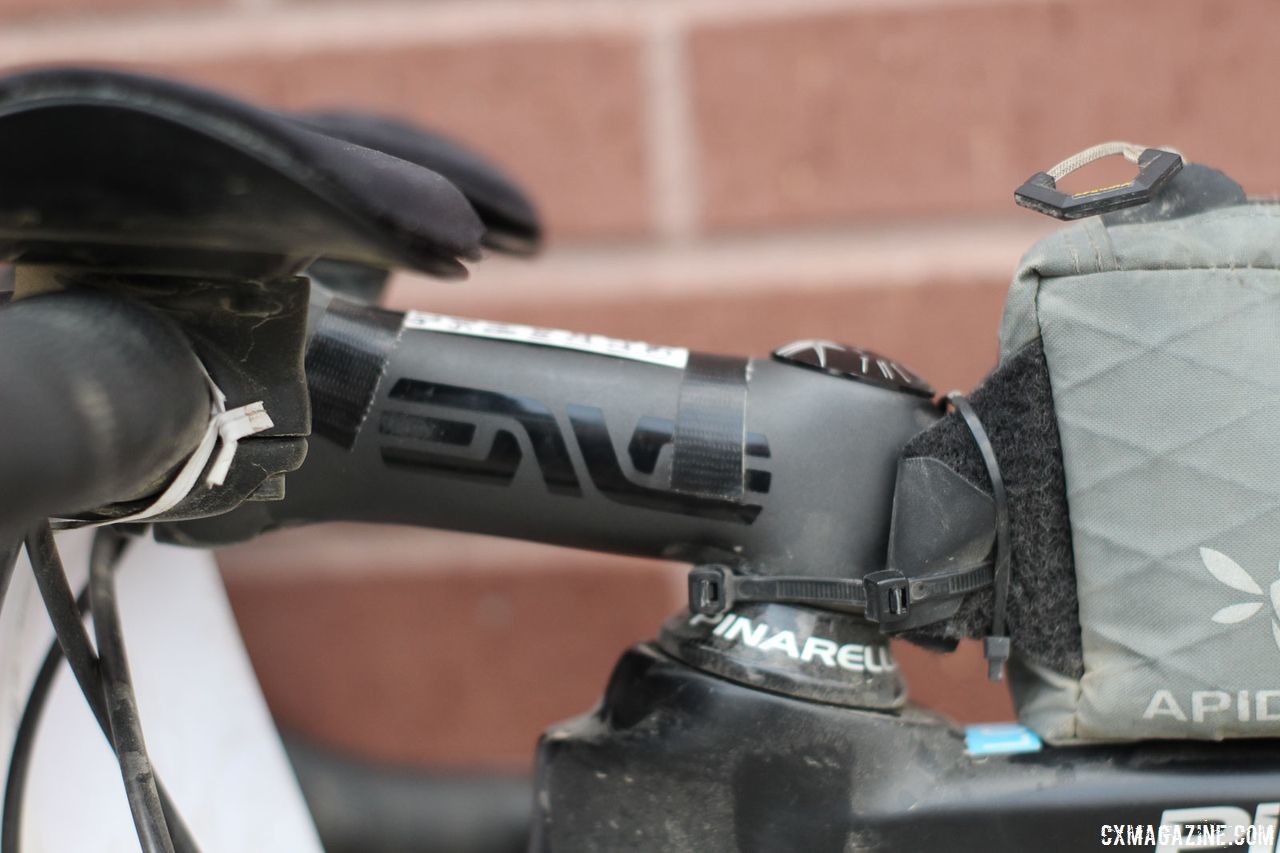 Strickland attached his handlebar with a carbon ENVE stem. Colin Strickland's 2018 Gravel Worlds Pinarello GAN GR Disk Gravel Bike. © Z. Schuster / Cyclocross Magazine