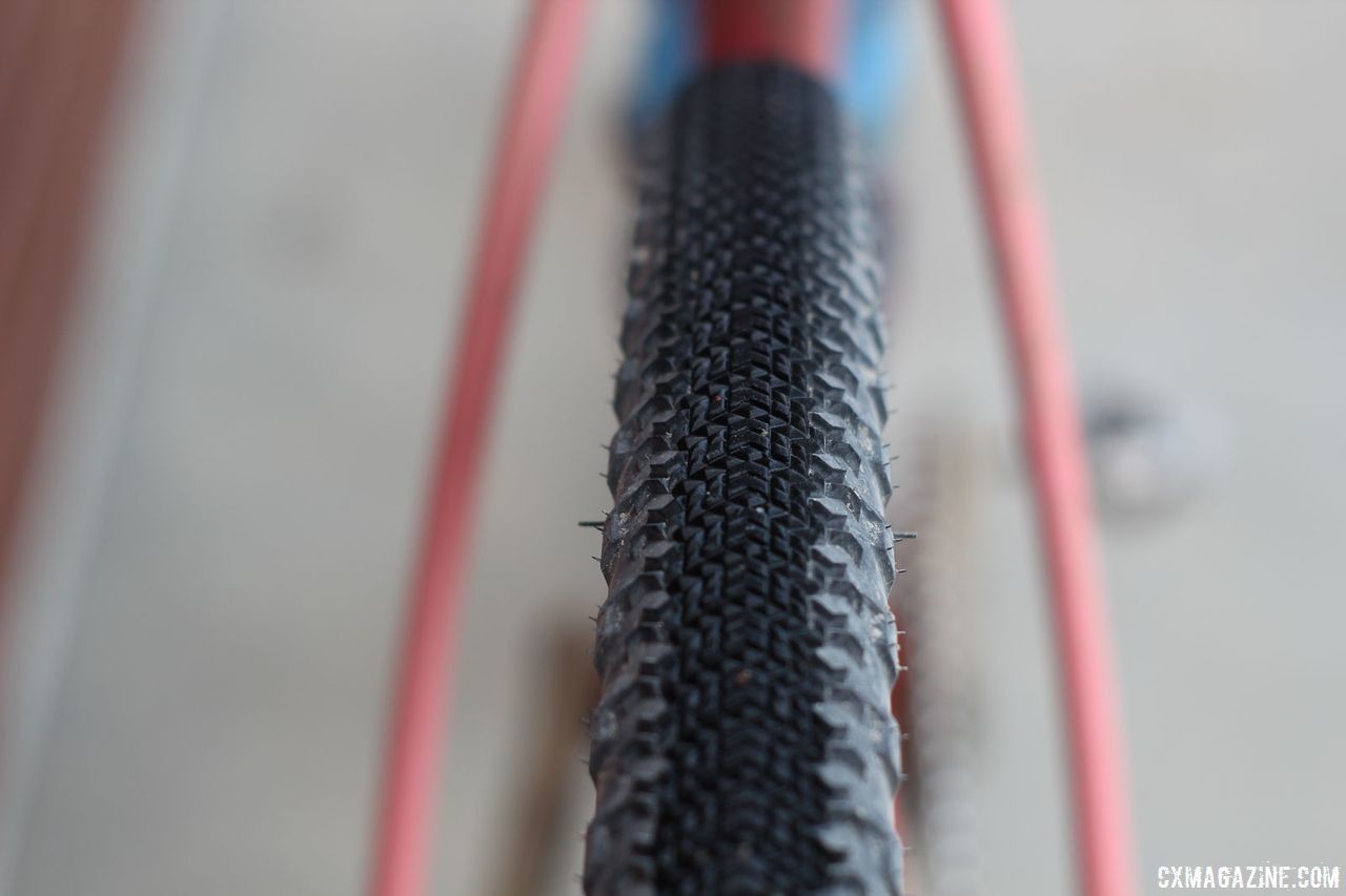 Acker has run the Teravail Cannonball 700c x 38mm gravel tires for several years now. The treads have a tight directional center with side knobs for grip in turns. Matt Acker's Salsa Warbeard. 2018 Gravel Worlds. © Z. Schuster / Cyclocross Magazine