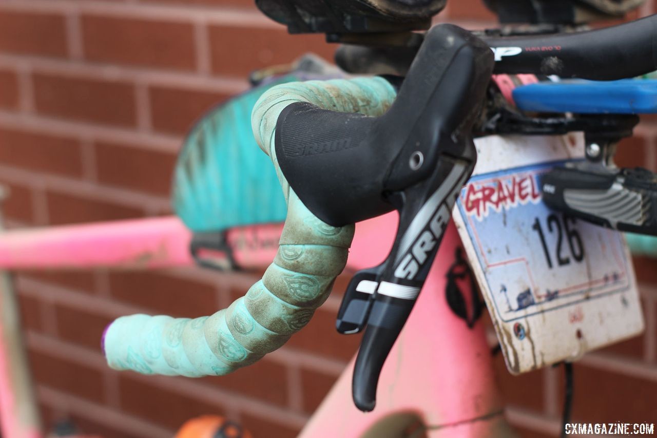 Acker used SRAM Force 1 HRD shift/brake levers to control his shifting and post mount calipers. Matt Acker's Salsa Warbeard. 2018 Gravel Worlds. © Z. Schuster / Cyclocross Magazine